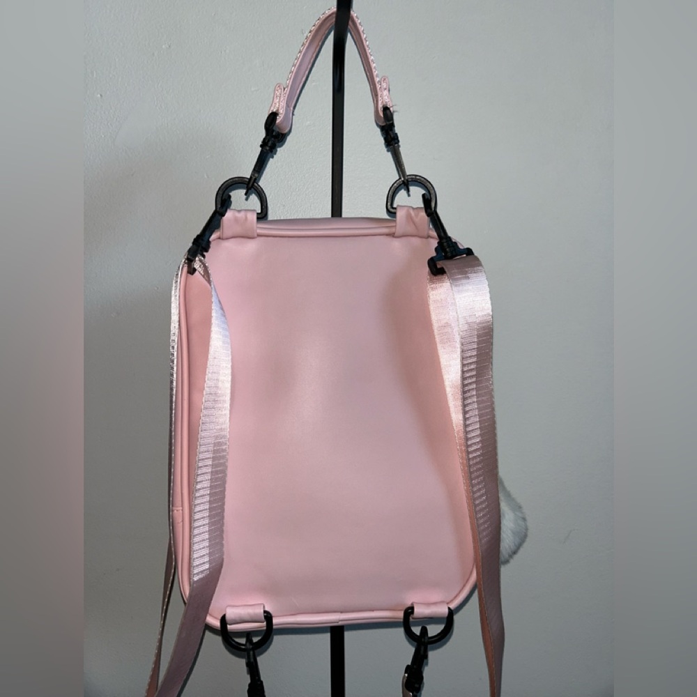 Ita Bag with convertible straps. Crossbody/shoulder/backpack! NWOT! - Picture 2 of 14